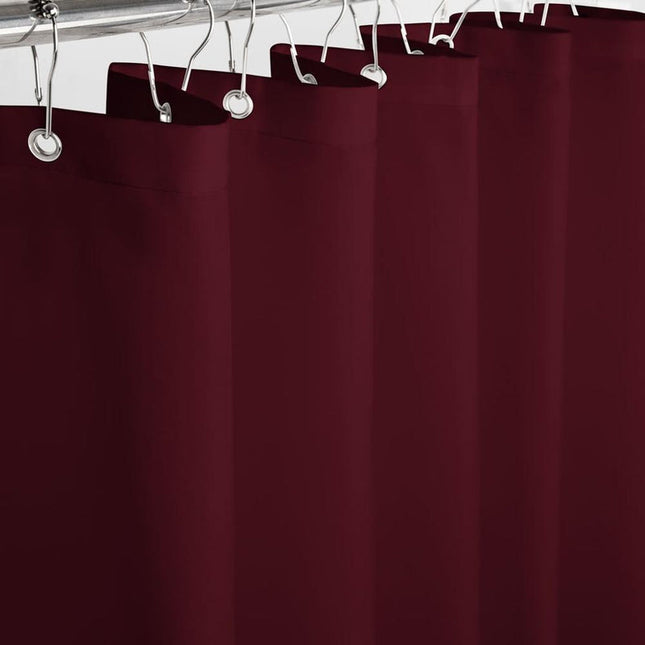 Eleganter Duschvorhang in Bordeauxrot