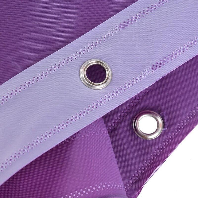 Einfarbiger Duschvorhang in dunklem Lila