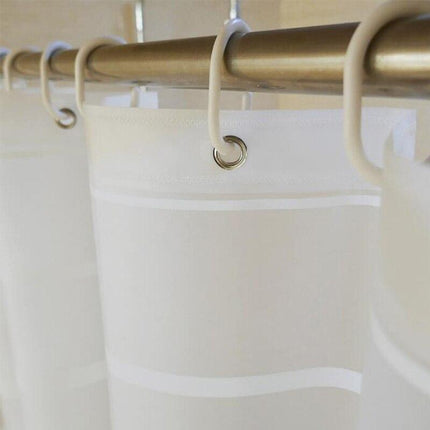 Halbtransparenter Duschvorhang mit horizontalen Streifen